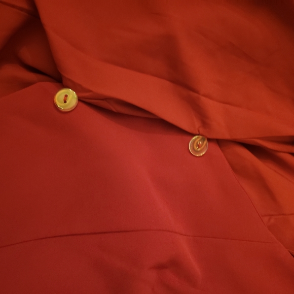 ❤️❤️Lavish Alice Bow Back Blazer Dress in Burgundy - Picture 9 of 13